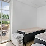 Casa de Férias 4 Bedroom Stunning In Blåvand