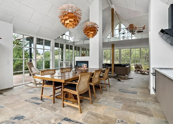 Vakantiehuis 4 Bedroom Stunning In Blåvand